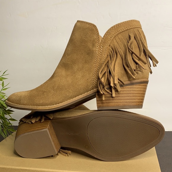 Lucky Brand Womens Freedah Closed ToeAnkle Chelsea - Picture 6 of 14